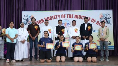 UP Bijnor News: The fourth inter-school badminton tournament concluded at St. Mary's School in Bijnor