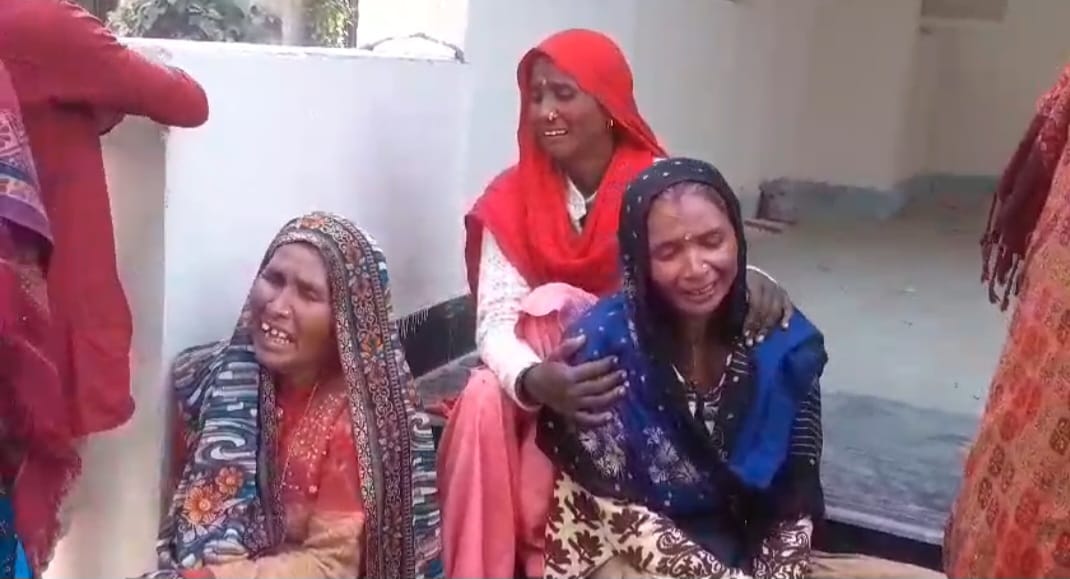 UP Bijnor News: Angry at son's love marriage, mother and daughter commit suicide