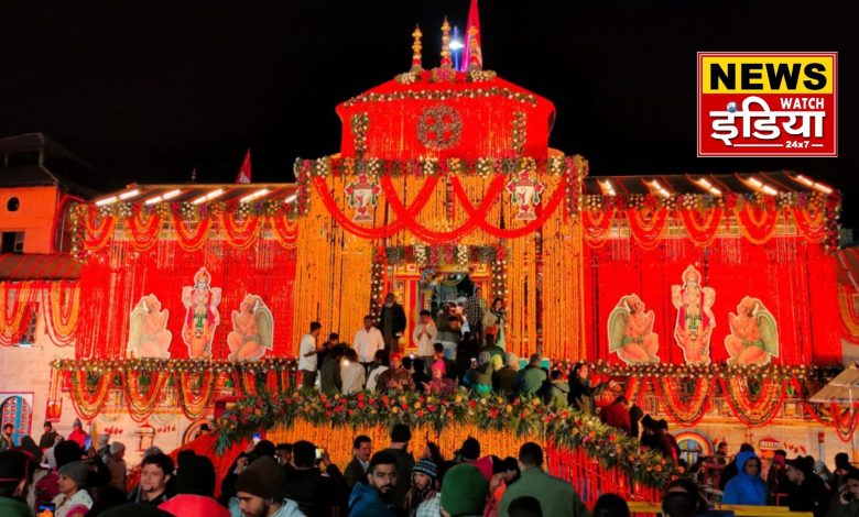 Grand Diwali celebrated in Badrinath: Dham lit up with Deepotsav, devotees performed bhajan-kirtan