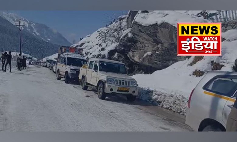 A series of accidents due to slippery road on Badrinath Highway, many injured: Administration's negligence exposed