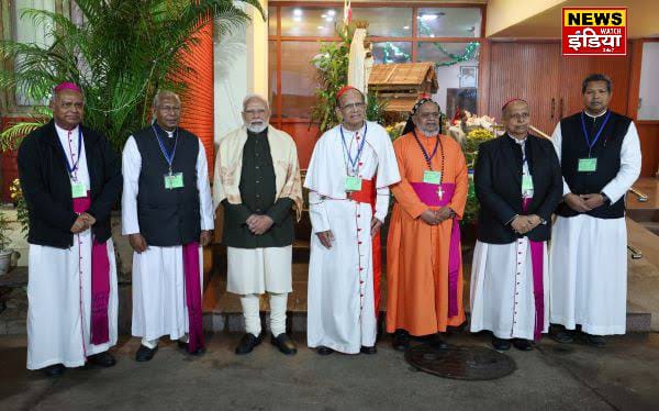 PM Modi Christmas Celebrations: Prime Minister Narendra Modi attended the Christmas celebrations organised by the Catholic Bishops' Conference of India in New Delhi, see photos