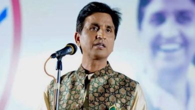 Kumar Vishwas: Kumar Vishwas reached Atal Geet Ganga program, gave a befitting reply to trolls through poetry