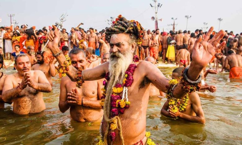 Mahakumbh 2025 Naga Sadhu Snan: Why do Naga Sadhus take a royal bath first in Mahakumbh? The story is 265 years old