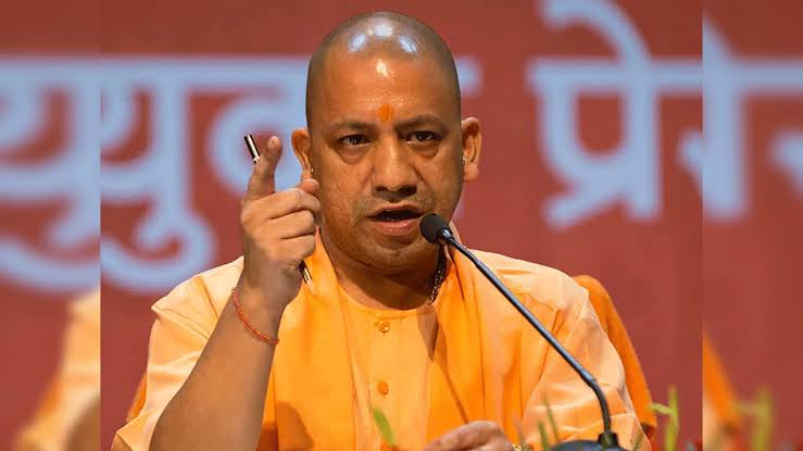 Political News: Milkipur to Badlapur… victory will be huge, Yogi roared at SP in Ayodhya!