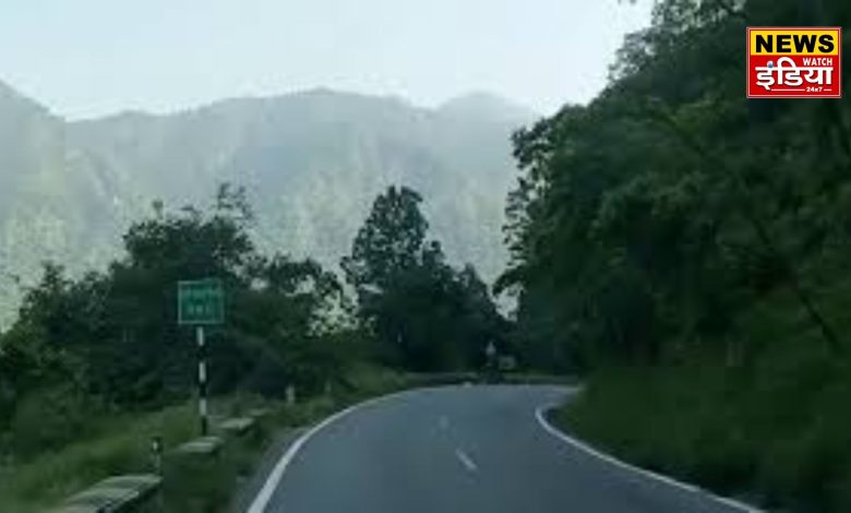 Crash barriers are not installed on 740 km of mountain roads in Nainital district, posing a risk of accidents