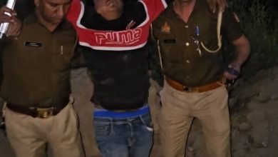 Up Ghaziabad News: Big police action in Ghaziabad: Notorious robbers nabbed in encounter, looted gold chain and weapons recovered