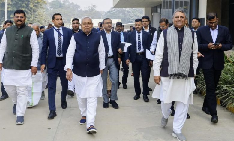 Bihar Assembly Election: To ensure that the formula of Mahagathbandhan in Bihar does not go wrong, Nitish Kumar defeated the opposition by digging up the wounds of Bhagalpur riots