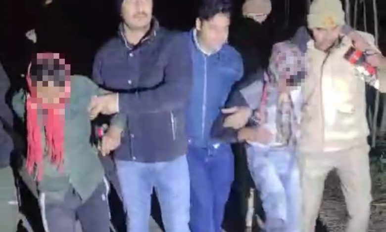 UP Ghaziabad News: Afzalgarh police arrested 3 miscreants after encounter, revealed the robbery