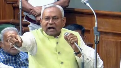 Nitish Kumar on Mobile Usage in Vidhan Sabha: "Mobile will destroy the world in 10 years.", Nitish Kumar got angry after seeing mobile in the House!