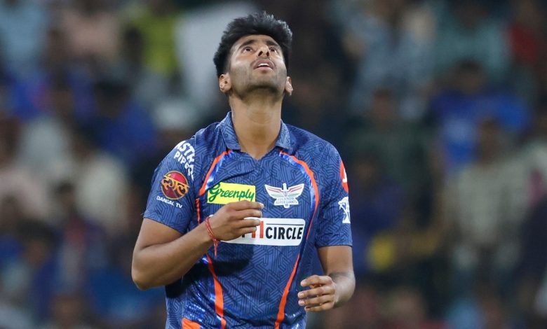 Mayank Yadav IPL 2025: Big shock in the very first match! Mayank Yadav clean bowled Hardik, Mumbai's score 157/5