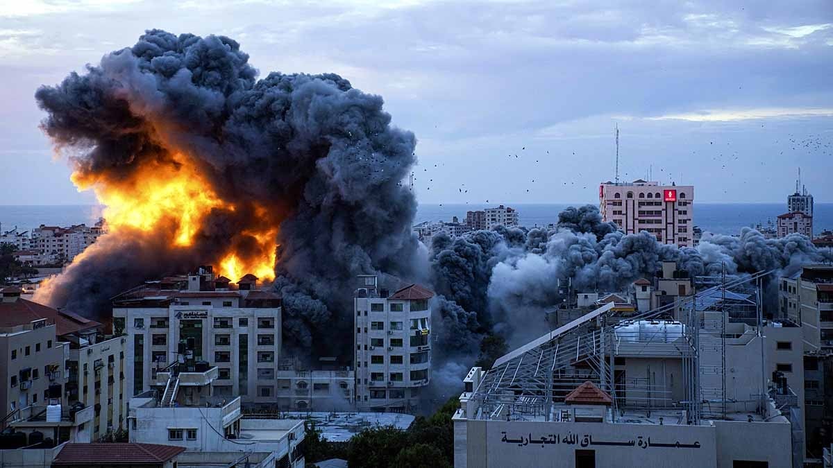 Israel-Hamas War: Gaza shaken by Israel's fierce attacks, 30 killed so far in the latest attack