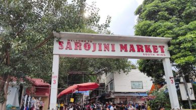 Sarojini Nagar Market: Delhi's Sarojini Nagar Market is every fashion lover's first choice - a confluence of low prices, high style and amazing variety.