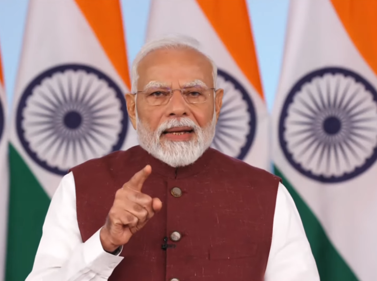 India vs Pakistan: India is playing openly, showing its strength to two powerful countries along with Pakistan