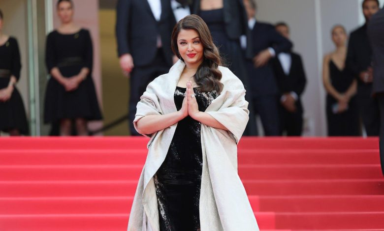 Cannes 2025: Aishwarya Rai Bachchan spread magic with her 7,216 KM art in Cannes, after Indian culture, the verses of Shrimad Bhagwat Geeta are being discussed