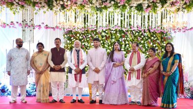 Vijay Sinha Son Ring Ceremony: PM Modi attended Vijay Sinha's son's ring ceremony in Patna, blessed the bride and groom