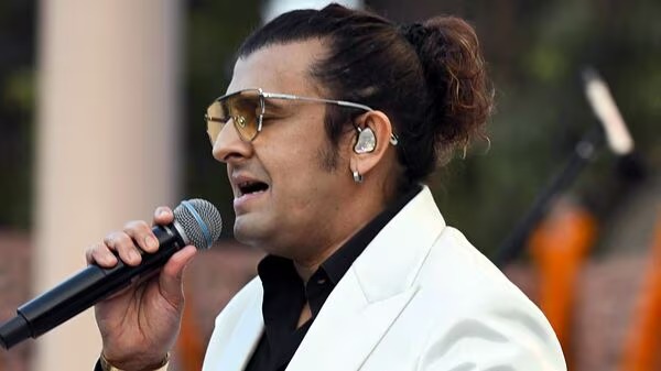 Sonu Nigam Controversy: Accused of hurting Kannada language and people's sentiments, FIR against Sonu Nigam