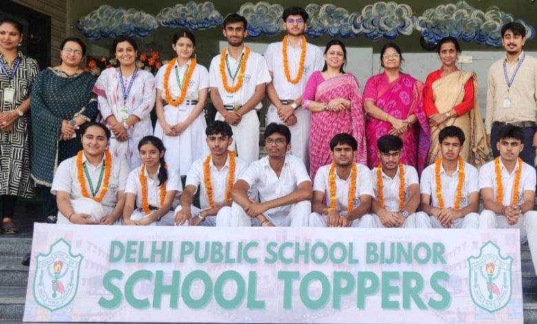 UP Bijnor News: Students of Delhi Public School Bijnor performed brilliantly in CBSE Board