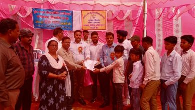 UP Bijnor News: Uniform distribution program organized by Seva Samiti in Najibabad Inter College