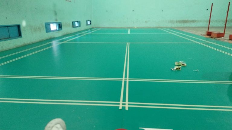 UP Bijnor News: Installation of synthetic rubber mat in Nehru Stadium Bijnor and appointment of badminton coach for the first time