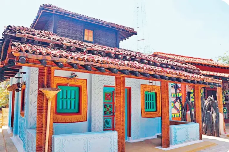 MP News World First Tribal Cafe: Where taste meets culture - World's first tribal cafe!