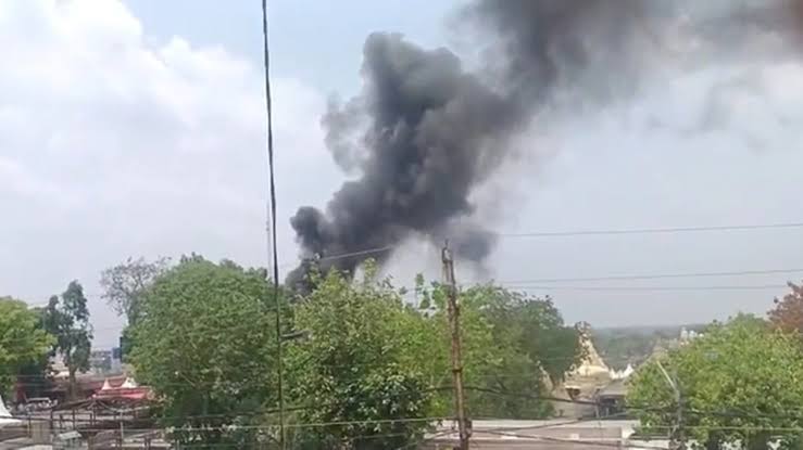Fire in Mahakal Temple: Fire broke out in Ujjain's Mahakal temple premises, panic spread among devotees