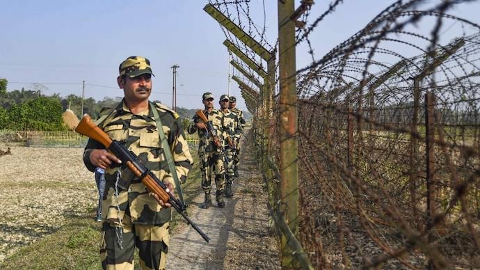 India-Pak Conflict: Situation is improving in India-Pak, no attack happened last night, army issued a statement
