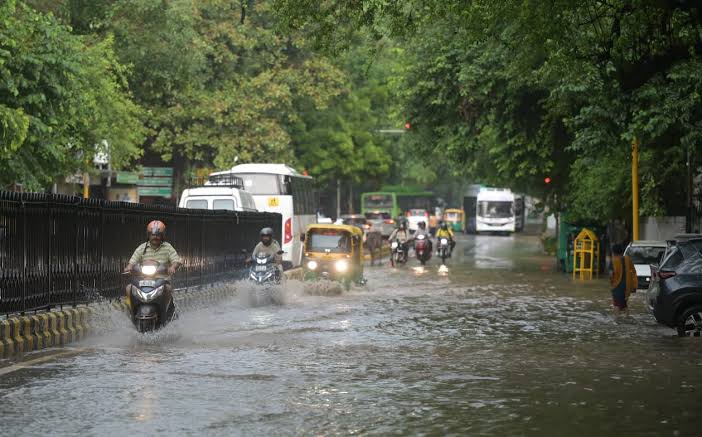 Heavy Rain in Delhi: Waterlogging, vehicles submerged, flights affected…storm has devastated Delhi
