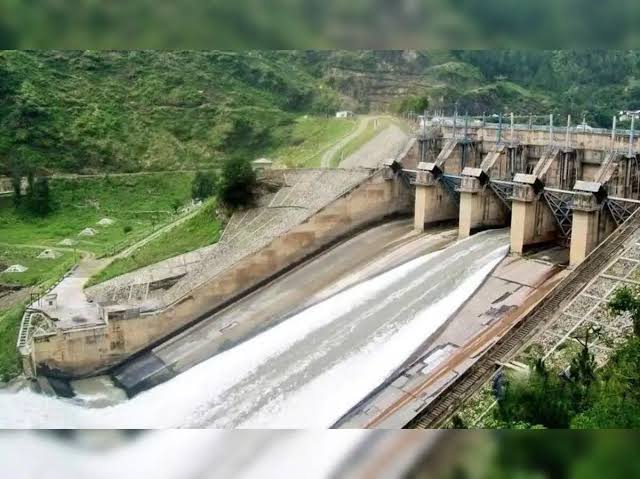 Punjab-Haryana Water Dispute: Water dispute is not stopping, Punjab government again knocked the door of HC, demanding review of May 6 order