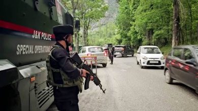 Encounter in J&K Sophian: Encounter in Shopian, Jammu and Kashmir, security forces surrounded terrorists, killed 3