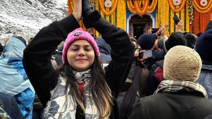Jyoti Malhotra reached Uttarakhand: Jyoti Malhotra came to Uttarakhand to visit Badri-Kedar, made a video of Jolly Grant Airport in 2023