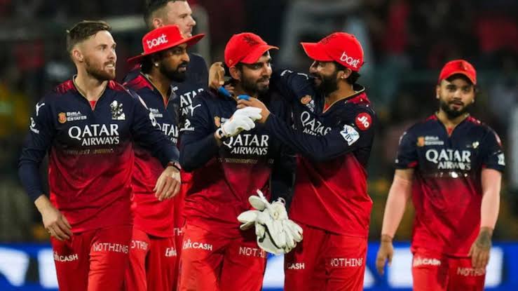 BCCI took strict action against Punjab Kings due to Jitesh Sharma's mistake, entire team including Rajat Patidar was fined