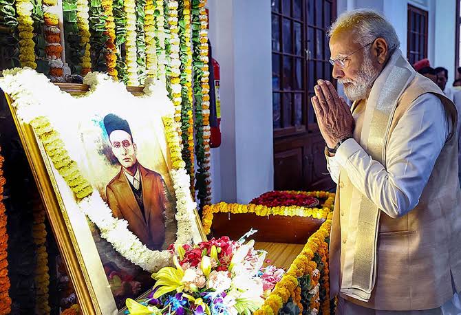Savarkar Birth Anniversary: ​​Sensitive poet and revolutionary too… PM Modi remembered Savarkar like this on his birth anniversary