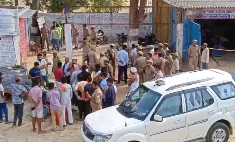 UP Triple Murder Case: Panic due to triple murder in Jaunpur! Father and sons were crushed with a hammer in the style of 'Paatal Lok', then evidence was also destroyed