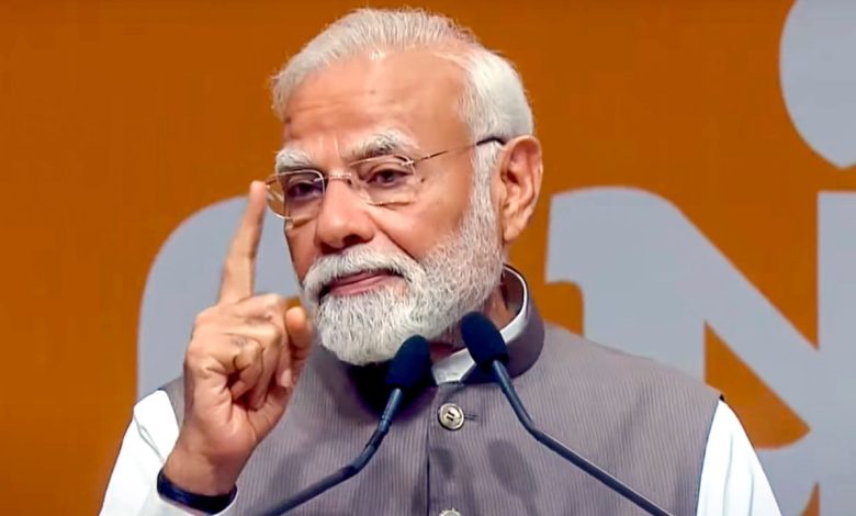 PM Modi in Gandhinagar: Do not use foreign products for a developed India by 2047, the economy will reach from fourth to third position - PM Modi