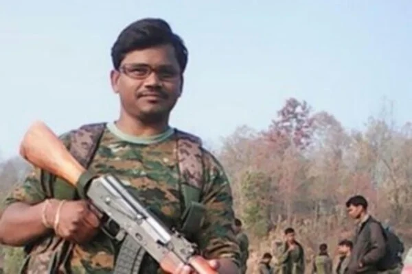 Jharkhand Encounter News: Fierce encounter between police and Naxalites, 10 lakh bounty commander Pappu Lohara killed!