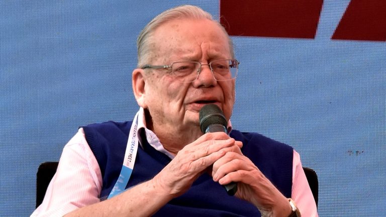 Ruskin Bond celebrated his 91st birthday with simplicity, did not celebrate the Pahalgam attack with pomp