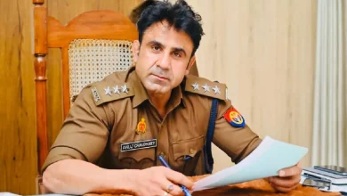 Up Sambhal News: CO Anuj Chaudhary was a few inches away from being burnt alive, a big mishap was averted due to his presence of mind!