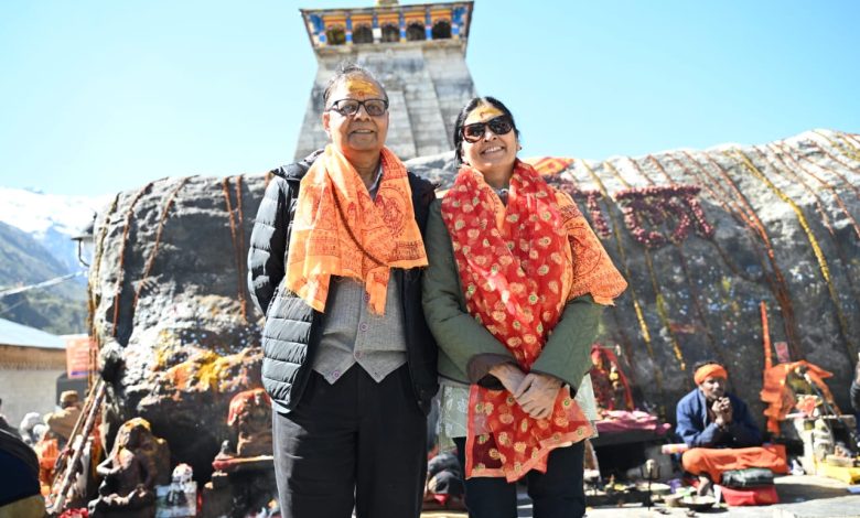 Dr. Arvind Panagariya, Chairman of the 16th Finance Commission, reached Kedarnath and praised the development work