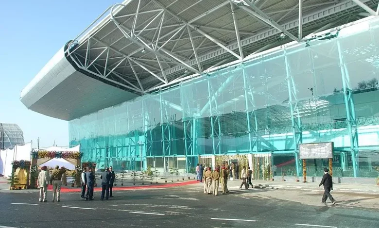 Amritsar Airport: अमृतसर अंतर्राष्ट्रीय हवाई अड्डे पर जल्द मिलने वाली है ये बड़ी सुविधा