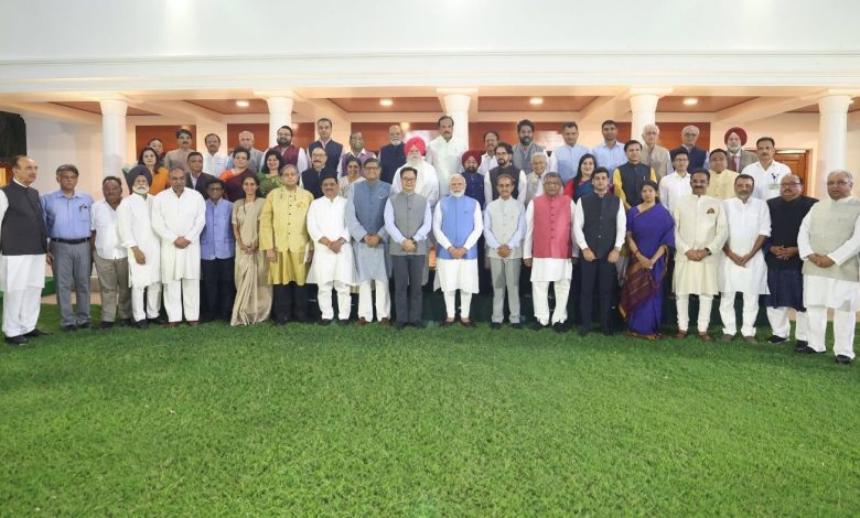 PM met Party Delegation: PM Modi met 7 all-party delegations who returned from abroad and exposed Pakistan in front of the whole world