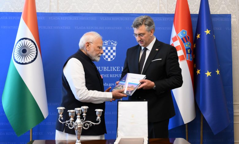 PM Modi Croatia Visit: Silver candle stand-Pattachitra painting… Whom did PM Modi gift in Croatia, know their specialty
