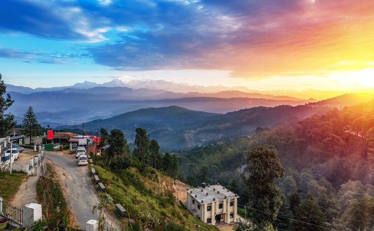Looking for peace and relaxation on a low budget? These are the most beautiful and economical tourist places in India