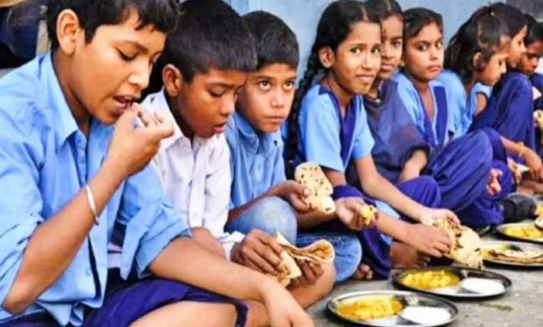 Rajasthan Mid Day Meal: Menu of mid-day meal changed in Rajasthan, now milk, biscuits and eggs will be available