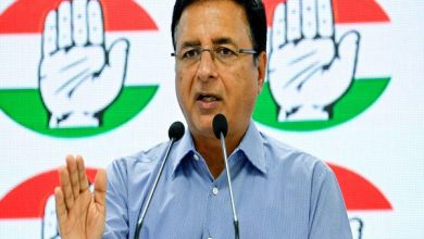 Randeep Surjewala: चुनाव आयोग पर रणदीप सुरजेवाला का हमला, कहा - 'सरकारी पिट्ठू' बन चुका है आयोग