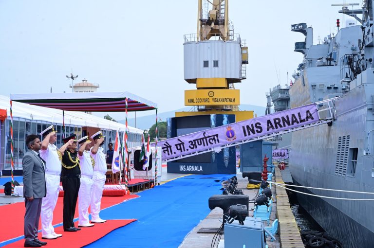 INS Arnala Joins Navy: भारत की तटीय सुरक्षा को मजबूती, नौसेना में शामिल हुआ INS अर्णाला