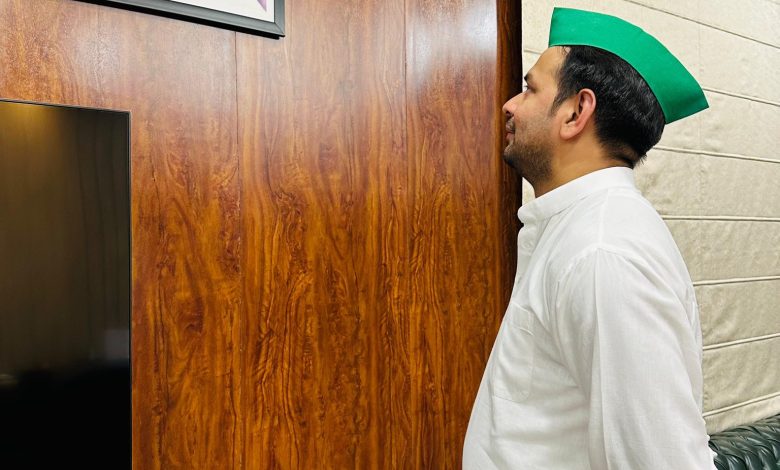 Tej Pratap Yadav's political roar: Now no party or family will decide my fate, time has come to break the chakravyuh