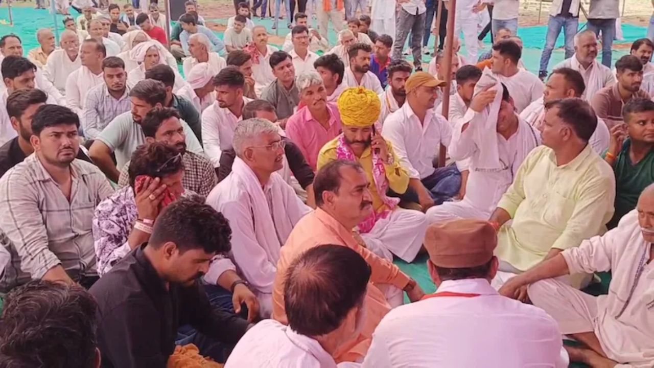 Jat Reservation: Mahapanchayat for Jat reservation in Bharatpur, crowd gathered on national highway, administration on alert