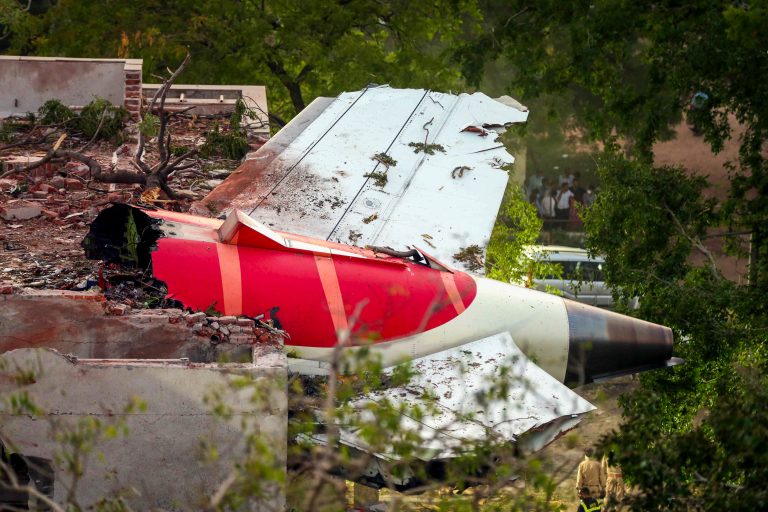 The pilot's last message, "The plane is not going up, we may not survive", brought the death toll to 275