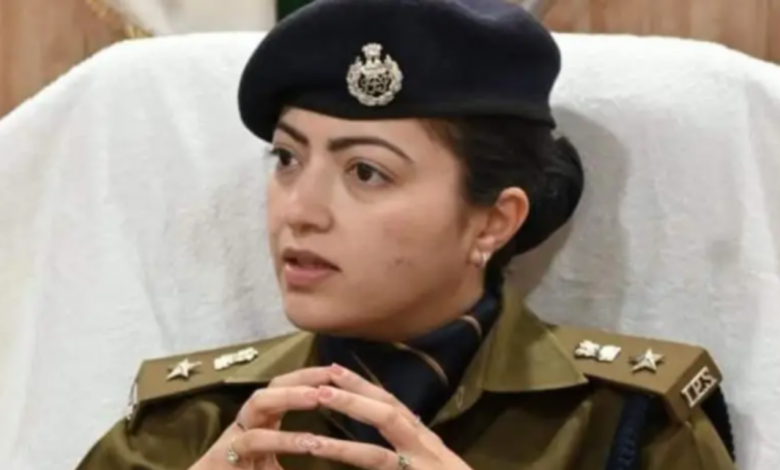 IPS Rachita Juyal: Who is IPS officer Rachita Juyal? She resigned after 10 years of service, the reason came to light