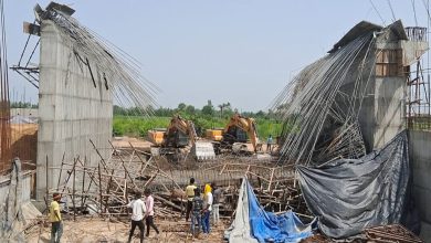 Up Bijnor News: Chaos due to collapse of under-construction flyover in Bijnor